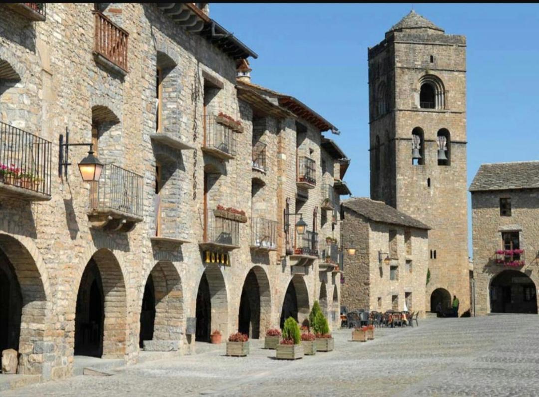 L'Arome De Ainsa Apartment Exterior photo